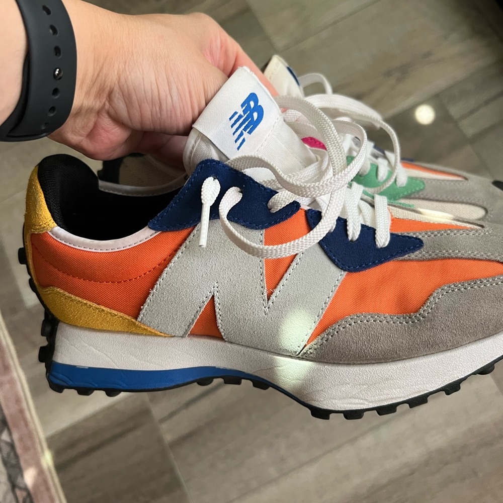 New Balance 327 Multicolor Sneakers Women’s Size 7.5